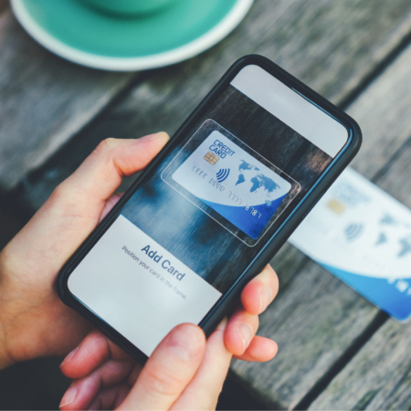 Traditional banking vs. mobile wallets: a move to digital payments